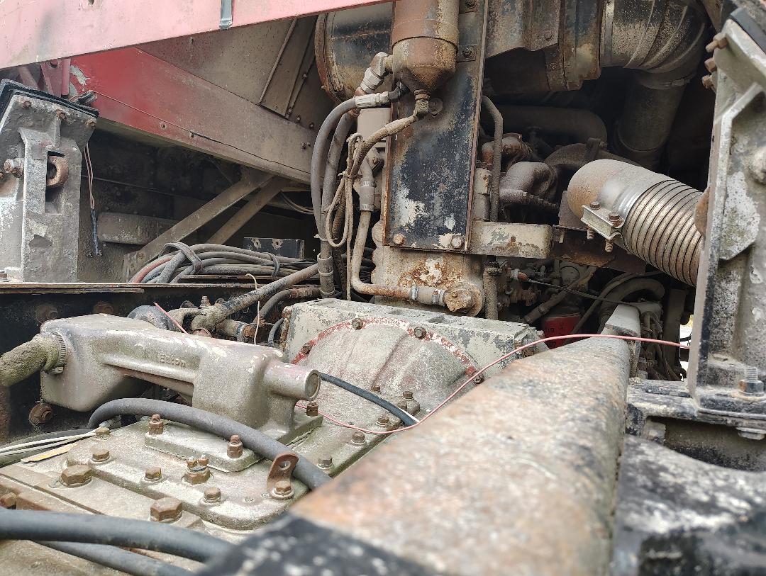 1981 PETERBILT Cabover - Image 28